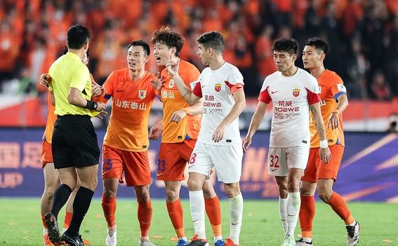  成都蓉城内部会议纪要流出：关键时刻完成体检，亚冠使命明确，高层口径保持一致