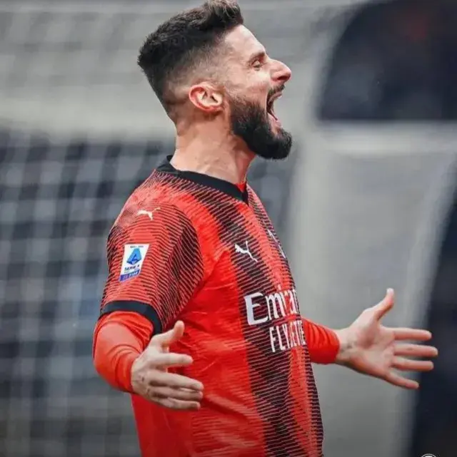 集结日突围战来临,AC米兰围绕欧联篮板制胜,管理层满意,年轻球员得到机会的简单介绍 集结日突围战来临,AC米兰围绕欧联篮板制胜,管理层满意,年轻球员得到机会的简单介绍