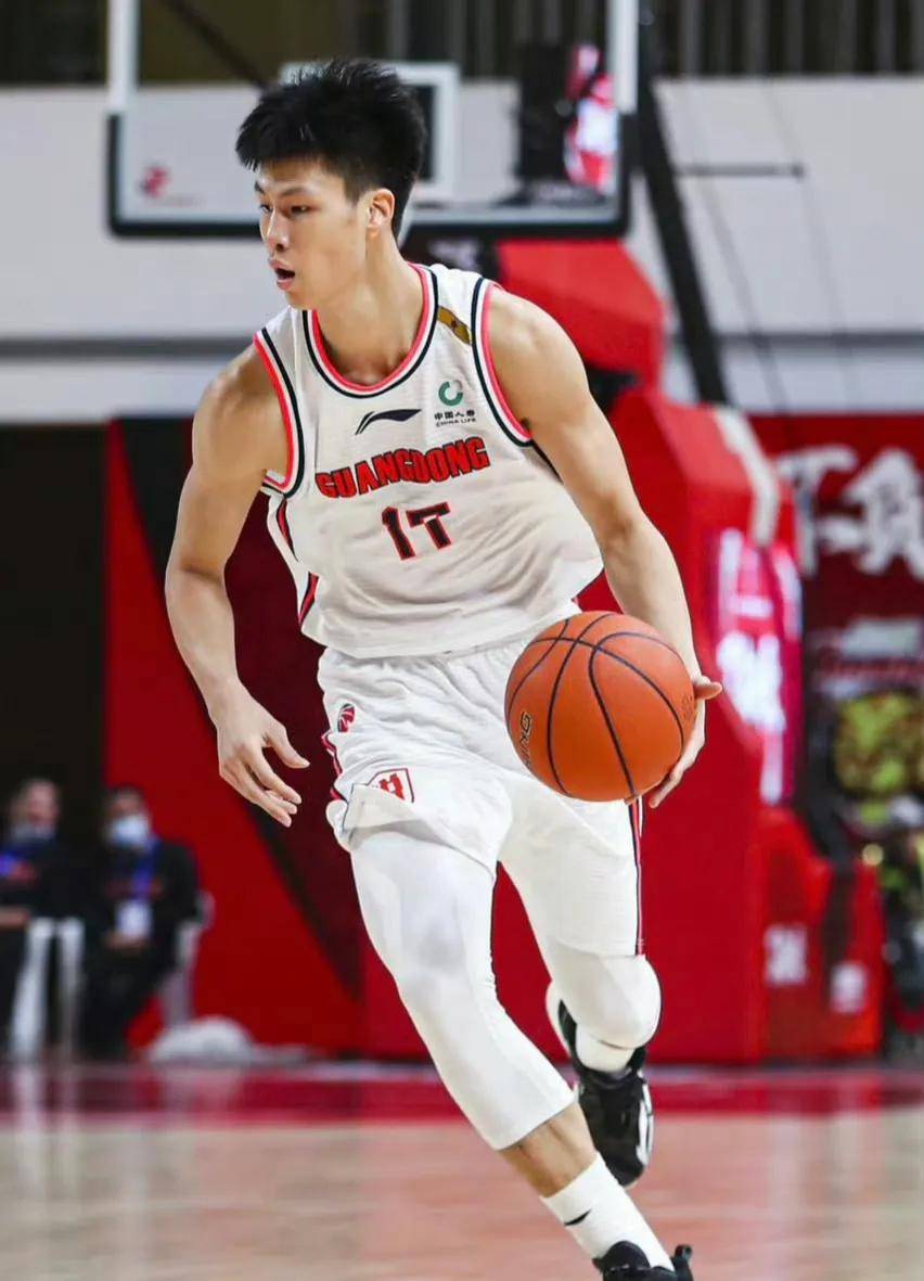 关于广东宏远发布备战花絮，今晚复出首秀，法国杯任务艰巨，高层口径保持一致的信息-开云体育